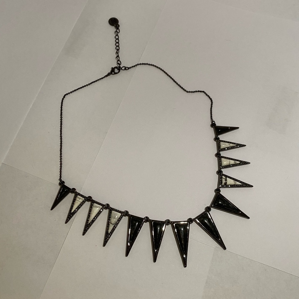 House of Harlow Athena Triangle Collar Necklace